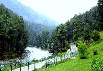 Srinagar, Gulmarg, Pahalgam Sonmarg 5 Days Tour